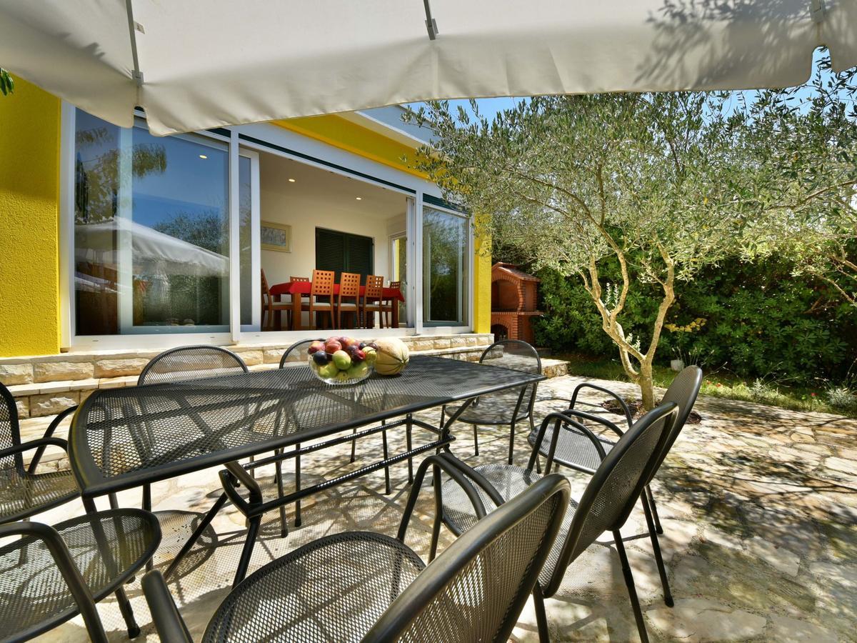 Villa Yellow House By Interhome 迪可罗 外观 照片